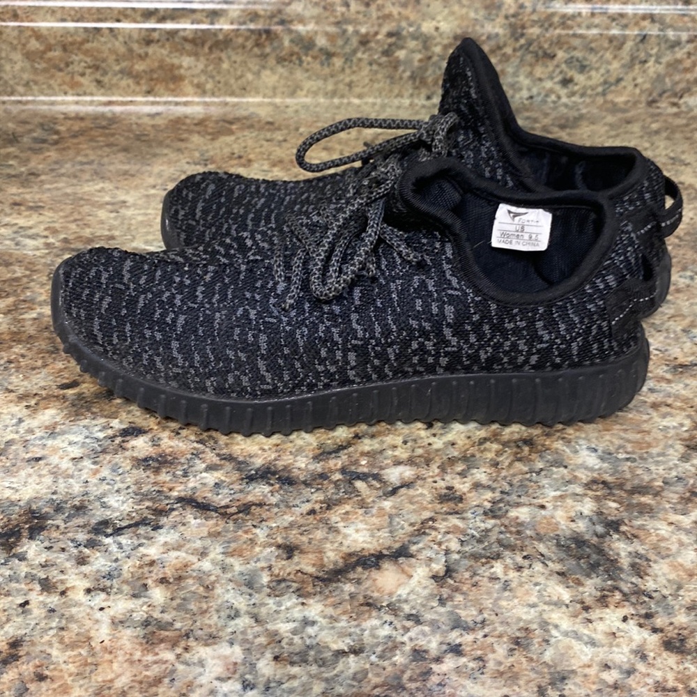 Asos style fortis knit sneakers